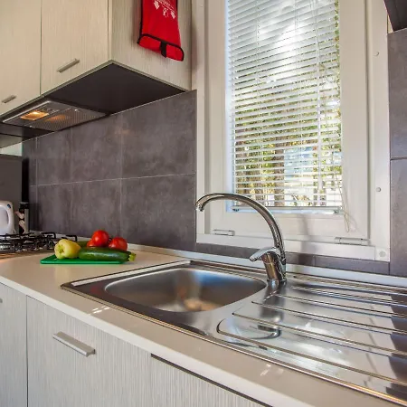 Holiday home Mobile Lopari Ls *
